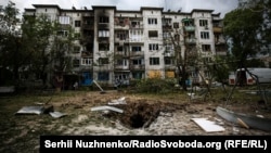 Последствия обстрела российскими войсками в городе Бахмут Донецкой области, 13 июня 2022 г.