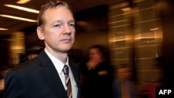 Основатель сайта WikiLeaks Джулиан Ассанж