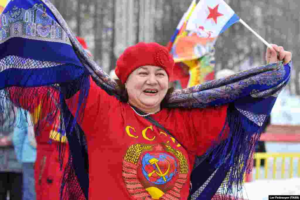 Митинг &quot;Крымская весна! Мы вместе!&quot; в Мурманске, март 2017 года