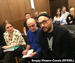 Софья Апфельбаум, Алексей Малобродский и Кирилл Серебренников в суде